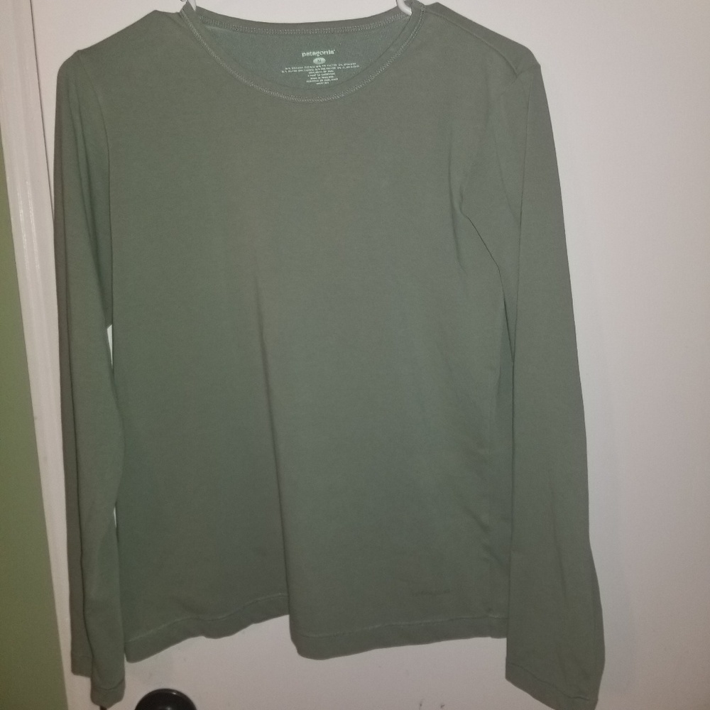 Patagonia long sleeve shirt